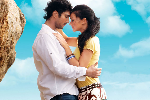 War over 'Ek Deewana Tha' s song 'Hosanna' continues